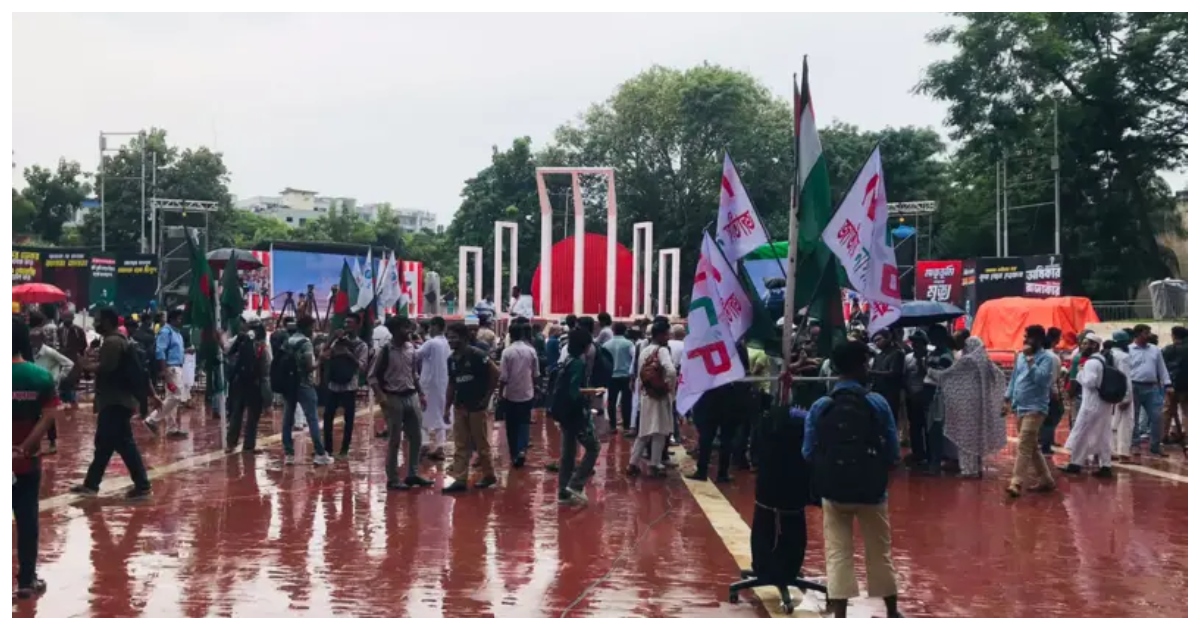 ৪টায় সমাবেশ শুরুর কথা রয়েছে এনসিপির। ছবি: বিবিসি